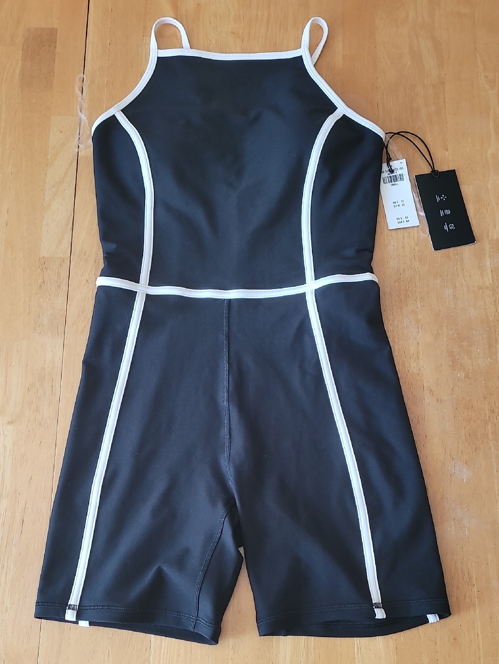 Abercrombie & Fitch YPB sculptLUX High-Neck Active Onesie Bodysuit